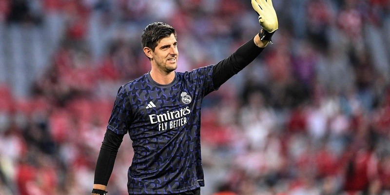 Thủ thành Thibaut Courtois đang là mục tiêu hàng đầu của Al-Ahli